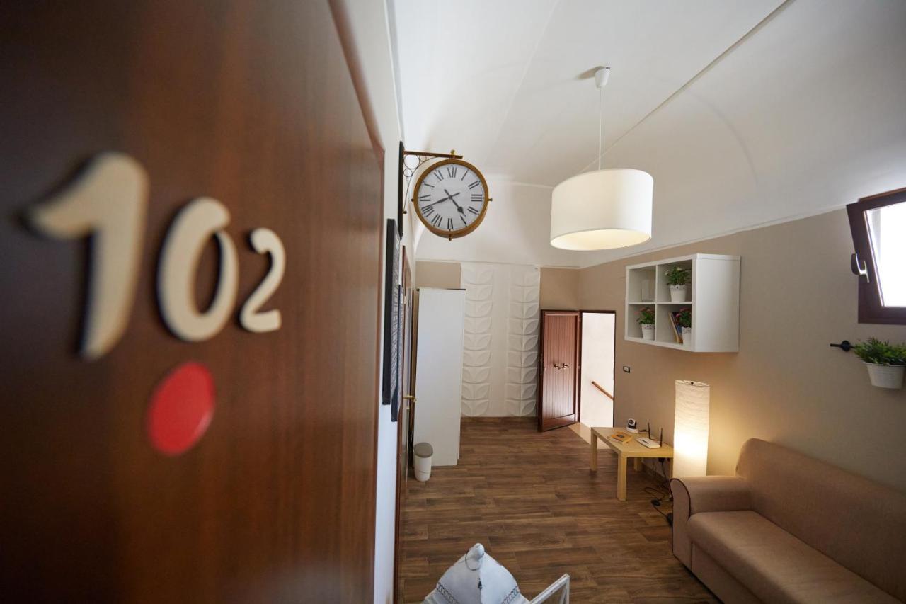 Le Terrazze B&B Пулзано Екстериор снимка